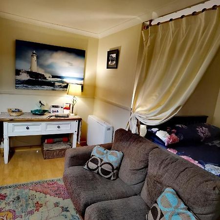 Studio In The Heart Of Kirkwall Or00239F أوركني المظهر الخارجي الصورة