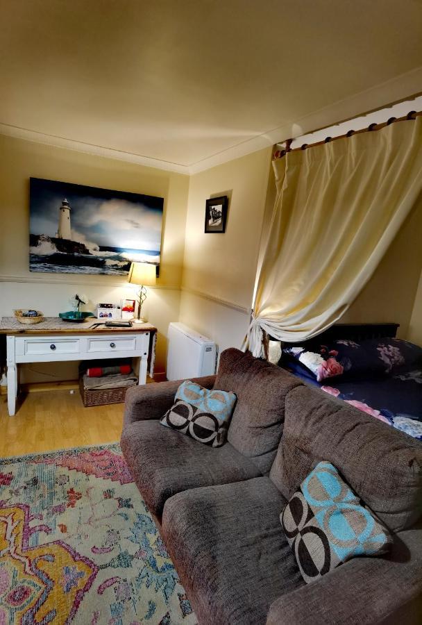 Studio In The Heart Of Kirkwall Or00239F أوركني المظهر الخارجي الصورة