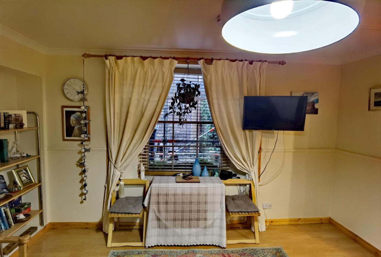 Studio In The Heart Of Kirkwall Or00239F أوركني المظهر الخارجي الصورة